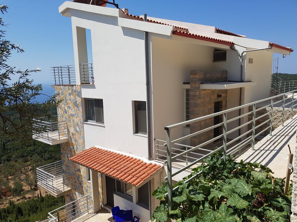 Vila Tatjana Pension Vuno Buitenkant foto